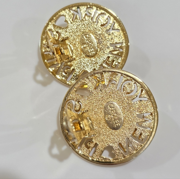 Rare Vintage 1976 Carolee New York Paris Pearl Cabochon Gold Round Clip Earrings - Picture 11 of 13